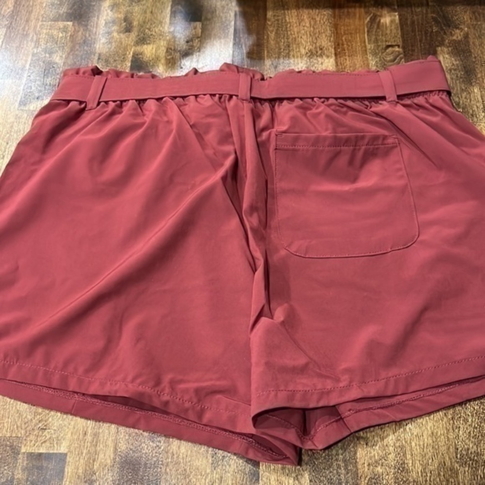 NWT Tie Waist Paperbag Shorts
90 DEGREE BY REFLEX - Picture 3 of 6